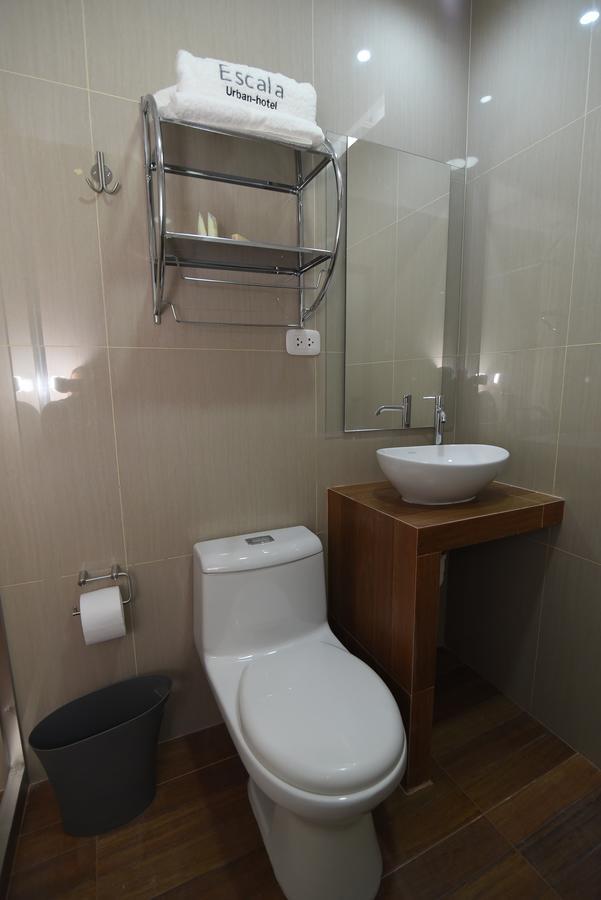 Escala Urban Hotel Чиклайо Екстер'єр фото