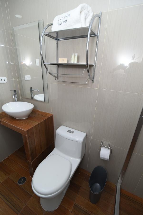 Escala Urban Hotel Чиклайо Екстер'єр фото